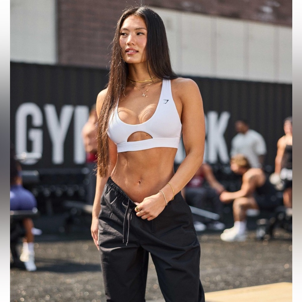 Gymshark Peek-A-Boo White Sports Bra Size Small